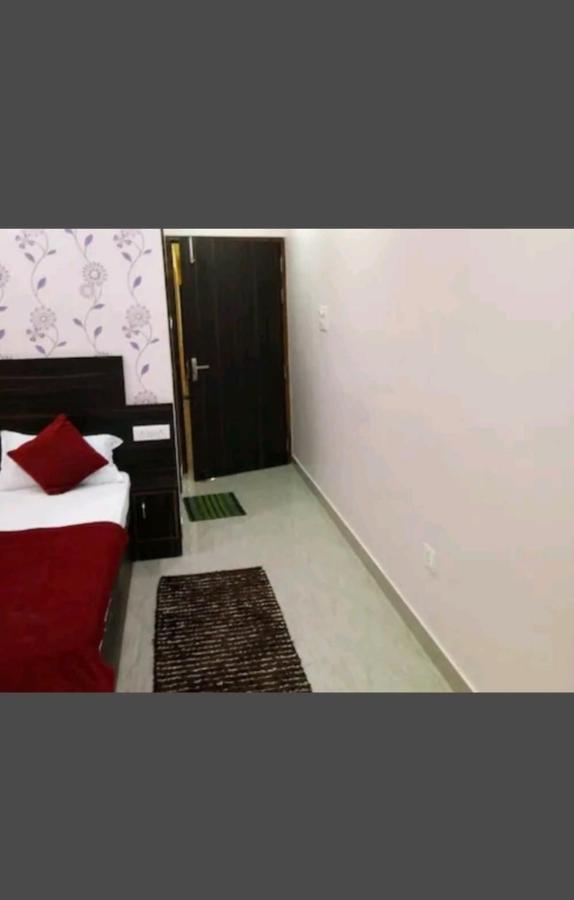 Hotel The Banarasi Kothi Waranasi Zewnętrze zdjęcie